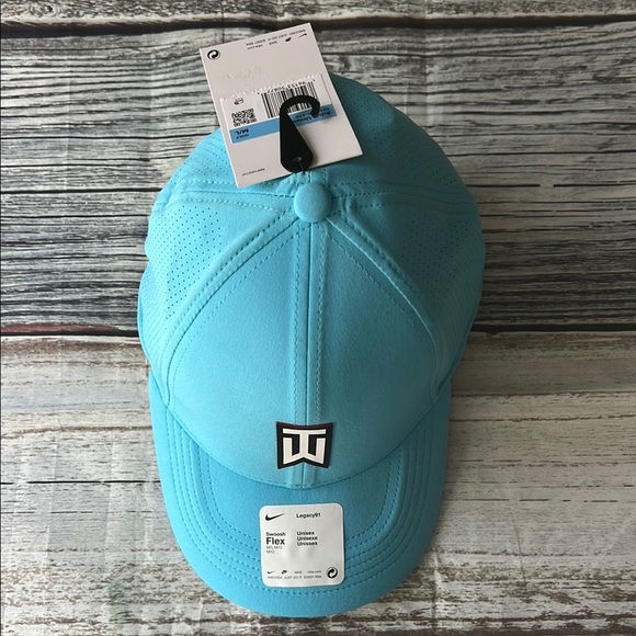 Nike Tiger Woods Unisex Turquoise Legacy91 Golf Hat with Logo Size M/L - Picture 2 of 11